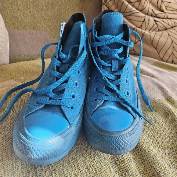 Converse & OPI Collab Hi Top Sneakers Size Womens 5 - Picture 2 of 6
